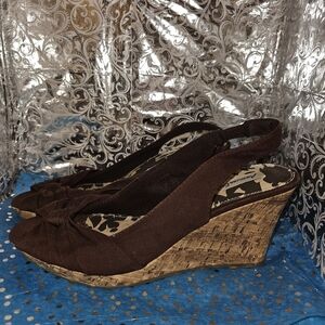American Eagle Platform Wedges with Peep toe. Size 10